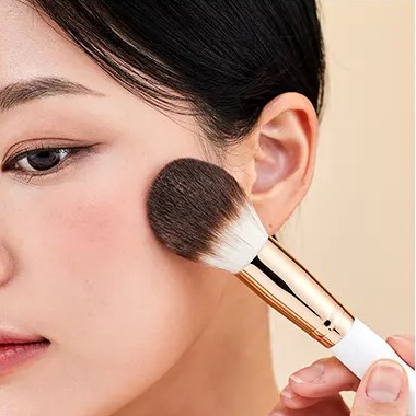 Атоми Кисть для румян